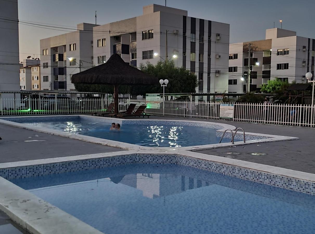 Apartamento Confortavel Em Petrolina 2 Quartos Com Ar Cond E Wi-Fi 300Mb Luaran gambar