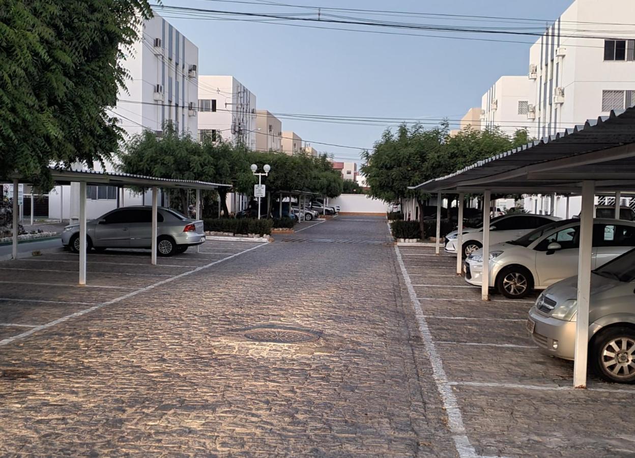Apartamento Confortavel Em Petrolina 2 Quartos Com Ar Cond E Wi-Fi 300Mb Luaran gambar